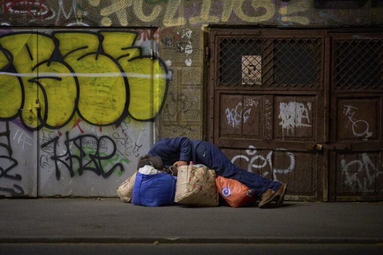 a51cfd34880e11504e14d43f399f3efc156dfbf5876f10b83886ce9bfc9bb5f8-1200x800 - Quebecoscope - L'Actualité Montréalaise Montréal investit 22,5 M$ pour soutenir les organismes luttant contre l’itinérance