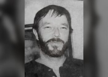 Arrestation dans un cold case de 2000 : une femme accusée du meurtre d'un gagnant à la loterie. La SQ perquisitionne deux domiciles à Trois-Rivières.