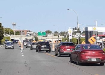 🚧 Travaux sur l’A-15 : fermetures nocturnes de la sortie Salaberry à prévoir dès dimanche. Vérifiez vos trajets sur Québec 511. #Montréal #Circulation #Travaux