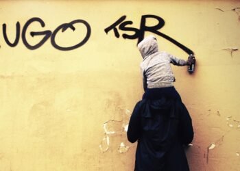 Hugo TSR arrive à l’Olympia de Montréal le 10 octobre : un concert brut, sincère et attendu par tous les fans de rap français. 🎤🔥 #HugoTSR #Montréal #Rap ➡️ Tous les détails dans le premier commentaire !