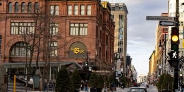 Projet de 400 M$ pour l’immeuble de la Baie à Montréal ! Conversion en résidentiel et commercial haut de gamme. #Immobilier #Montréal #CentreVille