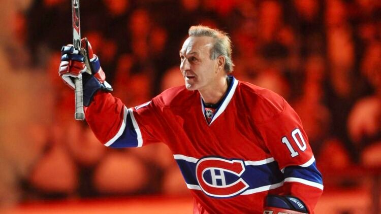 le-nouveau-pont-de-lile-bizard-renomme-en-lhonneur-de-guy-lafleur - Quebecoscope - L'Actualité Montréalaise Un hommage éternel : le pont de L’Île-Bizard portera désormais le nom de Guy Lafleur, légende du hockey et citoyen engagé. 🏒