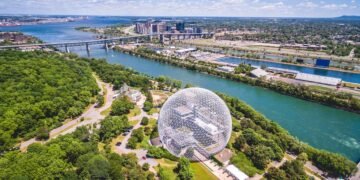 Montréal décroche le 2e rang mondial du classement des destinations durables. La métropole devance Stockholm et Amsterdam dans ce palmarès prestigieux.