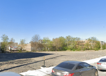 🏗️ 70 logements abordables verront le jour à Rosemont sur le site de l’ancienne usine Solotech. Début des travaux prévu à l’automne 2026. #Montréal #Logement #Rosemont