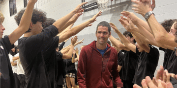 Un enseignant québécois sur le podium du Marathon de Montréal 🏃‍♂️ Samuel St-Antoine signe une performance inspirante de discipline et de cœur 💪 #MarathonDeMontréal #SamuelStAntoine #Québecoscope