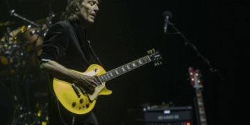 Steve Hackett à Montréal : Une Célébration Exceptionnelle des 50 Ans de The Lamb Lies Down On Broadway