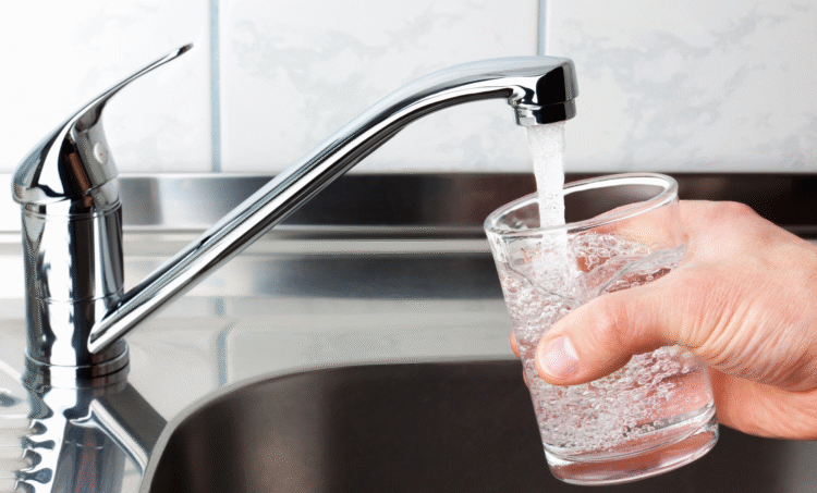 image - Quebecoscope - L'Actualité Montréalaise Avis d’ébullition d’eau à Côte-des-Neiges–Notre-Dame-de-Grâce : ce que vous devez savoir