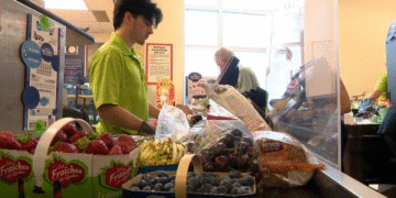 image - Quebecoscope - L'Actualité Montréalaise Prix à l’épicerie 2025 : les diètes spécialisées en recul à Montréal