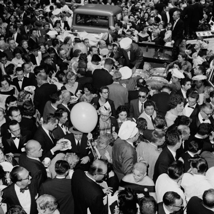 Les Soirées de la Louve : Montréal célèbre le cinéma à l’Agora du Festival du Nouveau Cinéma