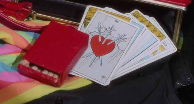 Montréal sous le signe du Tarot : cafés, pop-ups et renouveau mystique séduisent la métropole