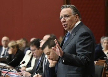 Réforme médicale sous bâillon : Québec veut sanctionner les médecins qui refusent de suivre les nouvelles règles